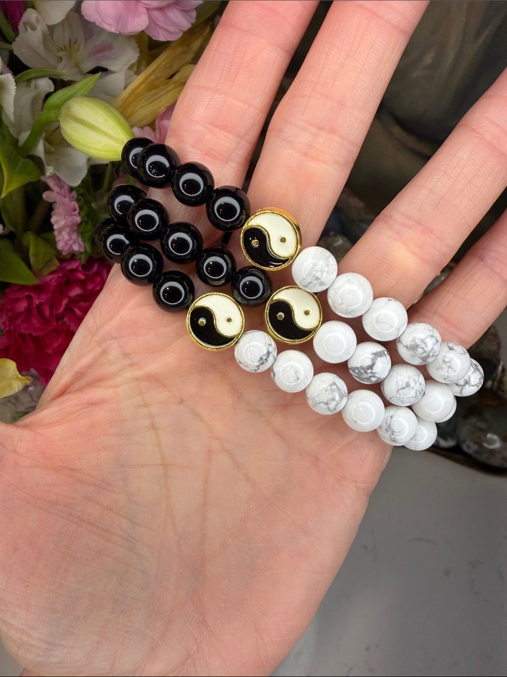 Howlite & Onyx Yin Yang Protection Bracelet (listing is for one): B1203